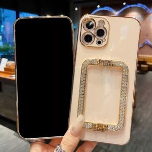 LUXURY IPhones case Pro Max 14 ,13 diamonds hold .